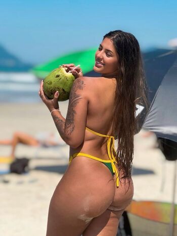 Lara Castro