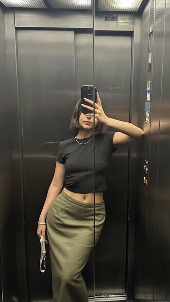 Full leaked Lara juice private onlyfans photo