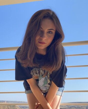 Full leaked Lara mcdonnell private onlyfans photo