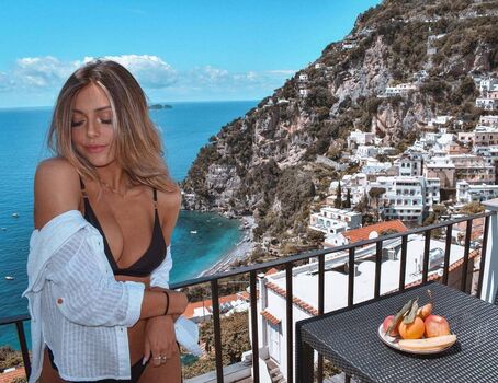Full leaked Lara mcwhorter private onlyfans photo