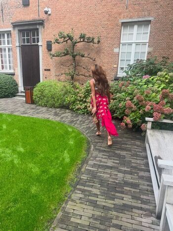 Full leaked Lara raj page private onlyfans photo