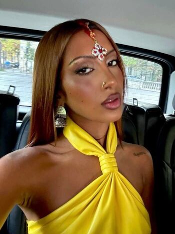 Full leaked Lara raj private onlyfans photo