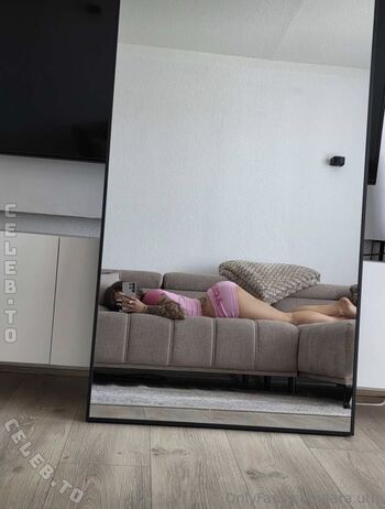 Full leaked Lara uth page private onlyfans photo