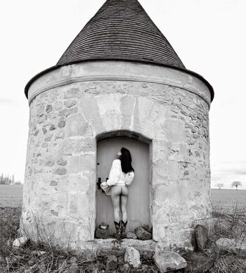 Lara Valentina Mountain