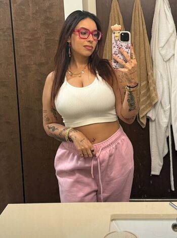 Full leaked Larissa cambusano private onlyfans photo