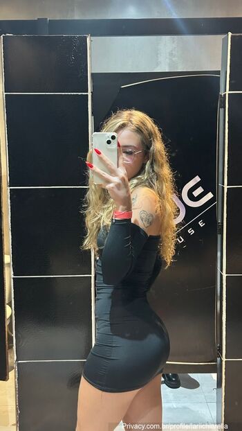 Full leaked Larissa chiarella dezoitou private onlyfans photo