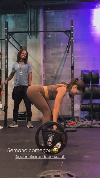 Larissa Manoela