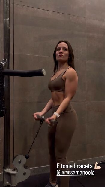 Larissa Manoela