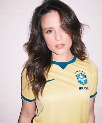 Full leaked Larissa manoela page private onlyfans photo