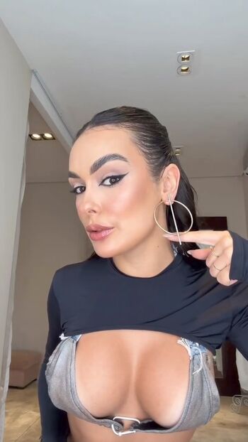 Full leaked Larissa santos private onlyfans photo