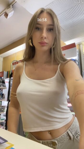 Larissaxra