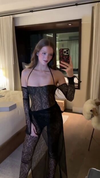 Full leaked Larsen thompson page private onlyfans photo