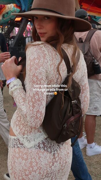 Full leaked Larsen thompson private onlyfans photo