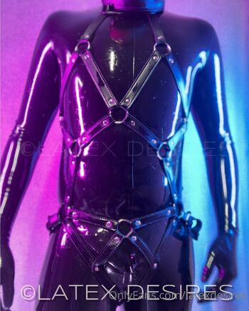 Full leaked Latexdesires private onlyfans photo