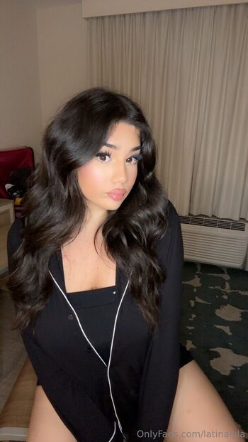 Full leaked Latinalyla private onlyfans photo