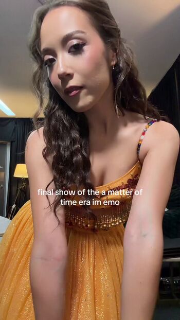 Full leaked Laufey lin private onlyfans photo