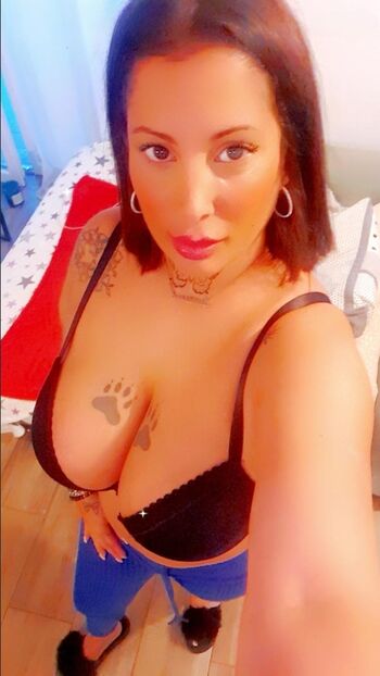 Full leaked Laula private onlyfans photo