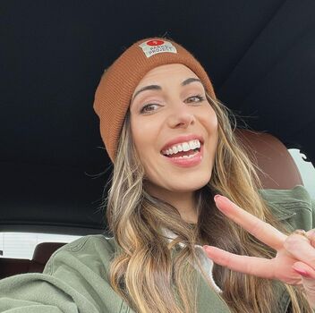 Full leaked Laura bailey page private onlyfans photo