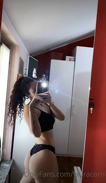 Laura Corti
