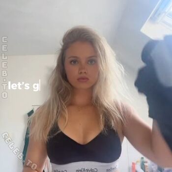 Full leaked Laura hsmr private onlyfans photo