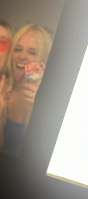 Full leaked Laura jayne private onlyfans photo