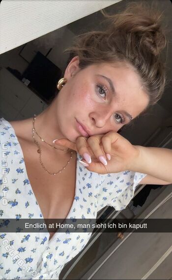 Full leaked Laura marie rhrig page private onlyfans photo