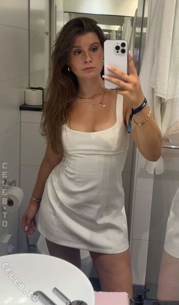 Full leaked Laura marie rhrig page private onlyfans photo
