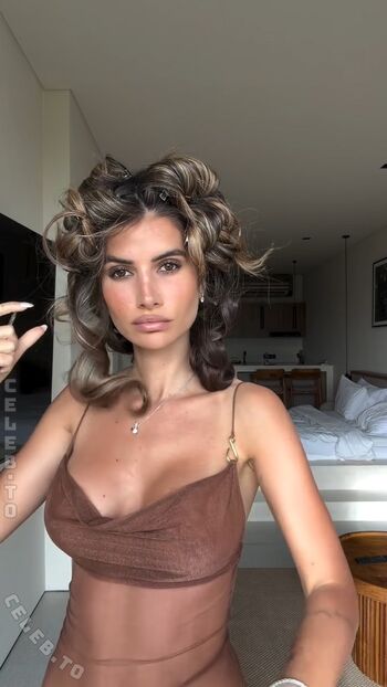 Full leaked Laura schultz page private onlyfans photo