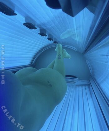 Full leaked Laura sfrm private onlyfans photo