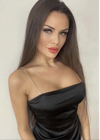 Full leaked Laura vargova private onlyfans photo