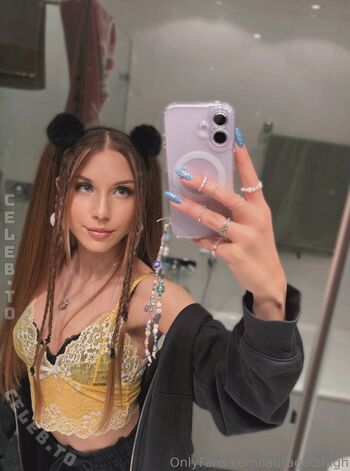 Full leaked Lauragetshigh private onlyfans photo
