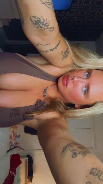 Full leaked Laurajmclean page private onlyfans photo