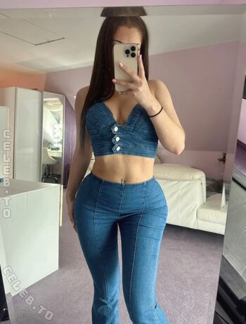 Full leaked Lauralianajane page private onlyfans photo