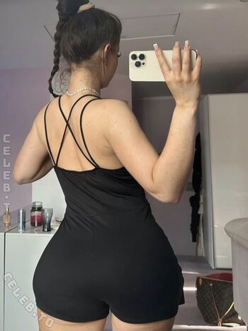 Full leaked Lauralianajane private onlyfans photo