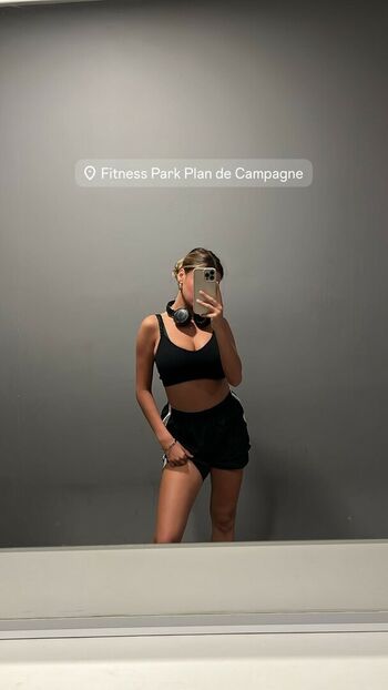 Full leaked Laurapourlesintimes private onlyfans photo