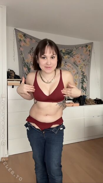 Full leaked Laurassoberlife private onlyfans photo