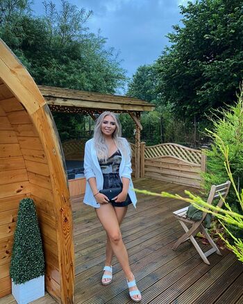 Full leaked Lauren murray private onlyfans photo