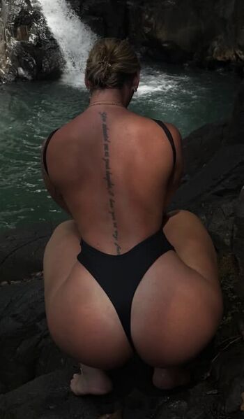 Full leaked Laurine private onlyfans photo