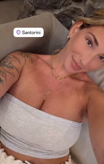 Full leaked Laurine private onlyfans photo