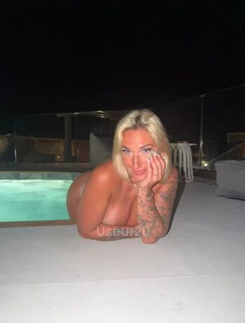 Full leaked Laurine private onlyfans photo