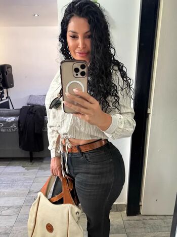Full leaked Laurisweet private onlyfans photo