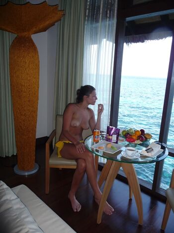 Laury Thilleman