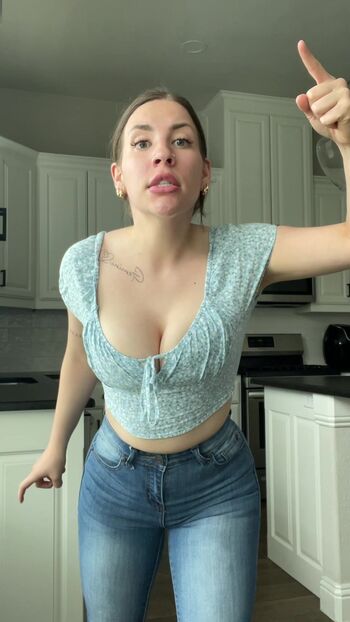 Full leaked Lavidadejulissa private onlyfans photo