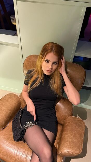 Full leaked Lavifiorio page private onlyfans photo
