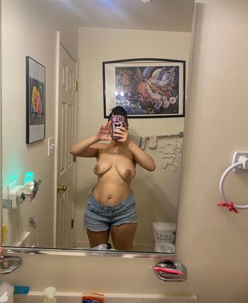 Full leaked Laybunniez private onlyfans photo