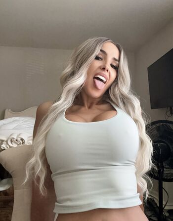 Full leaked Laylie brynn private onlyfans photo