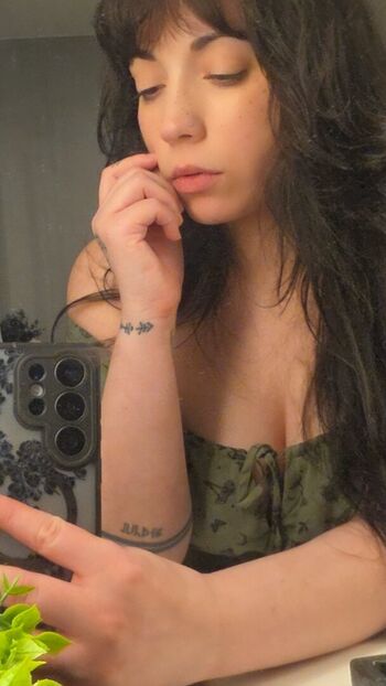 Layna Lazar