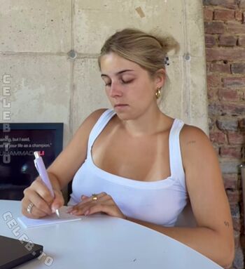 Full leaked Lea breuer page private onlyfans photo