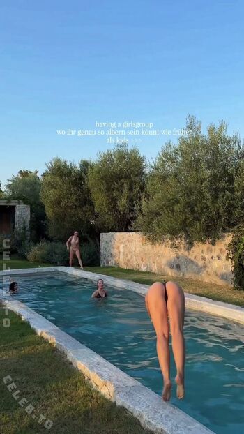 Full leaked Lea breuer page private onlyfans photo