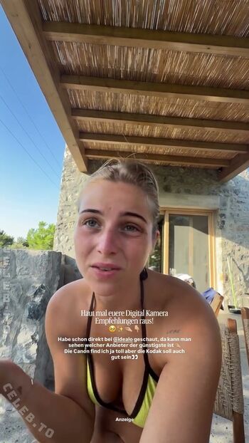 Full leaked Lea breuer page private onlyfans photo